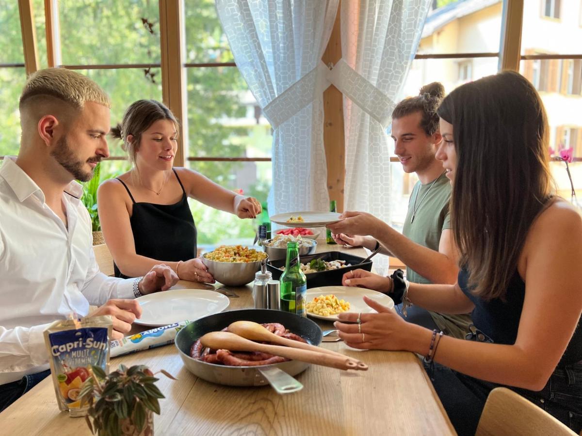 Spannort Family Home With Common Kitchen And Self Check-In เอนเกลเบิร์ก ภายนอก รูปภาพ
